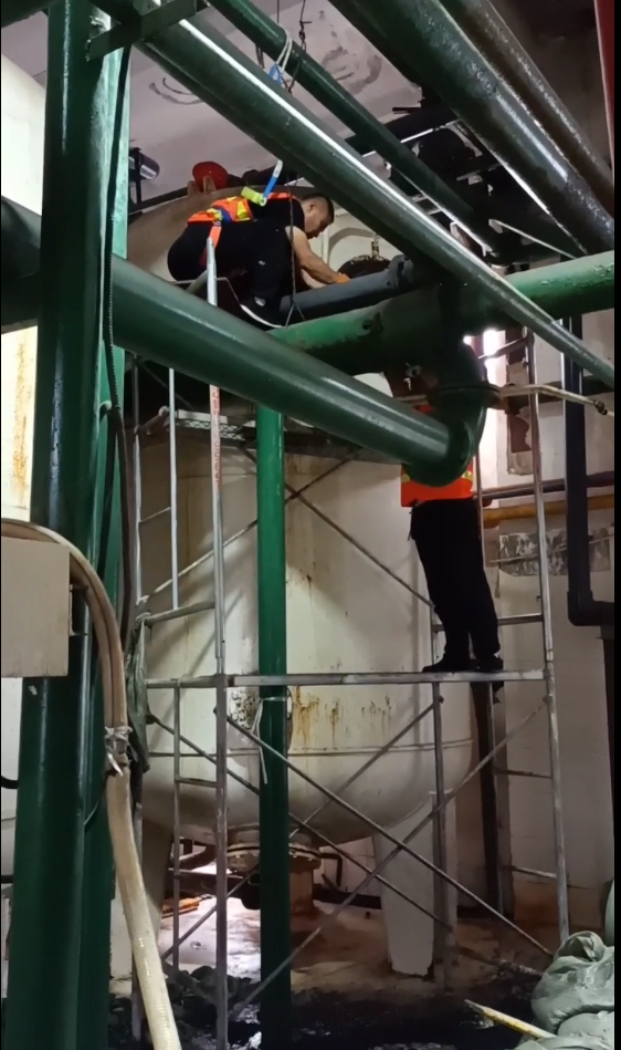 青島黃島某熱電廠陰陽(yáng)混床樹脂更換維護(hù)